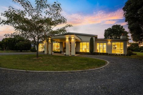 Photo of property in 15 Tarahunga Road, Levin, 5571