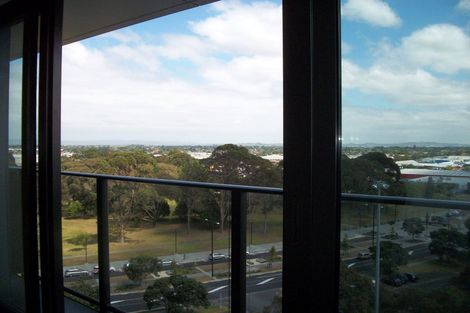 Photo of property in Twin Towers, 801/17 Putney Way, Manukau, Auckland, 2104