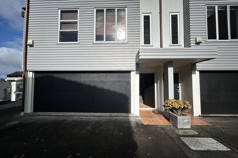 Photo of property in 6a Carlton Gore Road, Grafton, Auckland, 1023