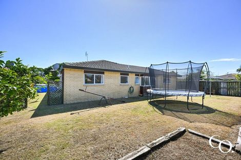 Photo of property in 15 Dalton Drive, Papamoa Beach, Papamoa, 3118