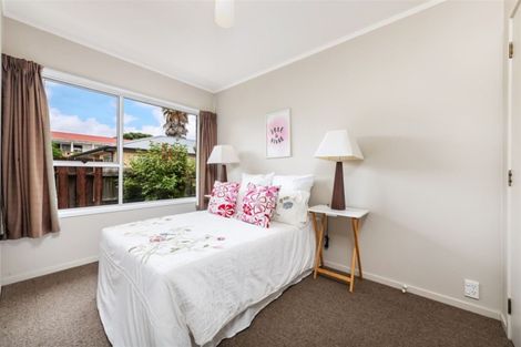 Photo of property in 3/17 Captain Scott Road, Glen Eden, Auckland, 0602