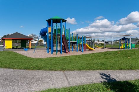 Photo of property in 58b Hartford Avenue, Papamoa Beach, Papamoa, 3118