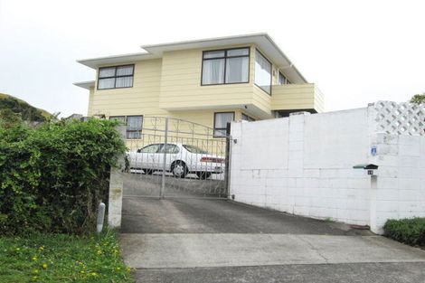 Photo of property in 16 Steen Place, Mangere Bridge, Auckland, 2022