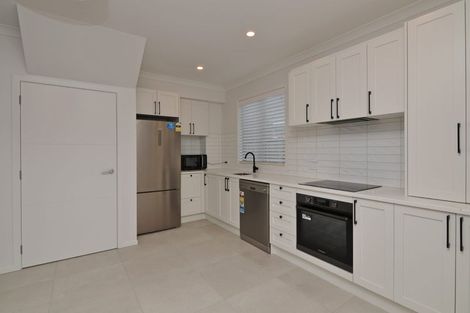 Photo of property in 44b Pine Avenue, Upper Hutt Central, Upper Hutt, 5018