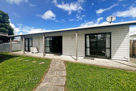 Photo of property in 3 Moore Street, West End, Palmerston North, 4412