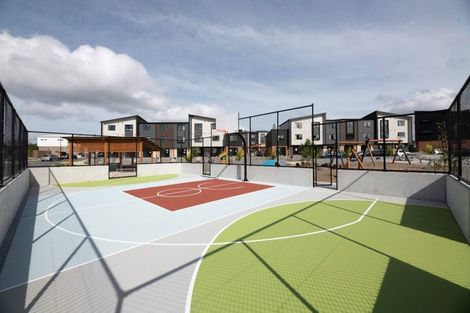 Photo of property in 321 Glengarry Road, Glen Eden, Auckland, 0602