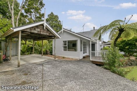 Photo of property in 207 Woodlands Park Road, Titirangi, Auckland, 0604