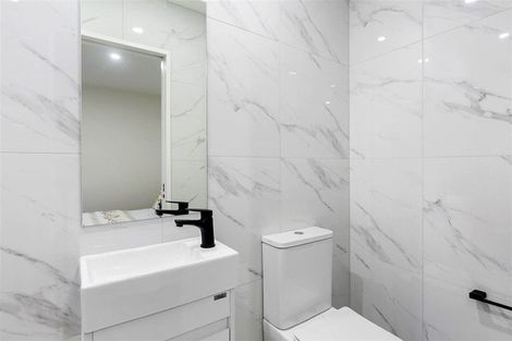 Photo of property in 1/5 Chevis Place, Pakuranga, Auckland, 2010