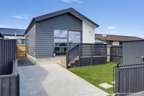 Photo of property in 10 Randolph Street, Woolston, Christchurch, 8062