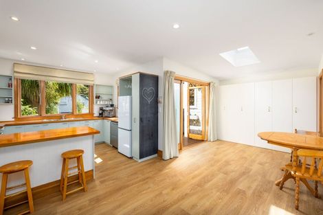 Photo of property in 4 Ripon Street, Lyttelton, 8082