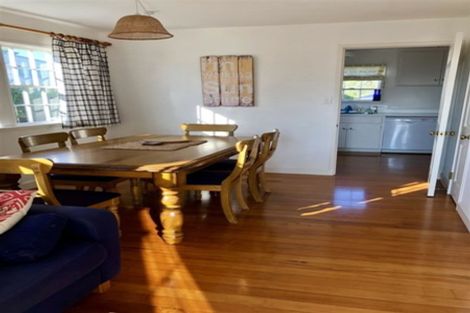 Photo of property in 12 Brind Road, Russell, 0202