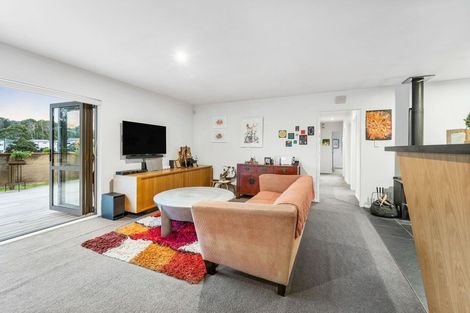 Photo of property in 120 Tiriwa Drive, Massey, Auckland, 0614