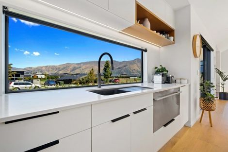 Photo of property in 57 Minaret Ridge, Wanaka, 9305