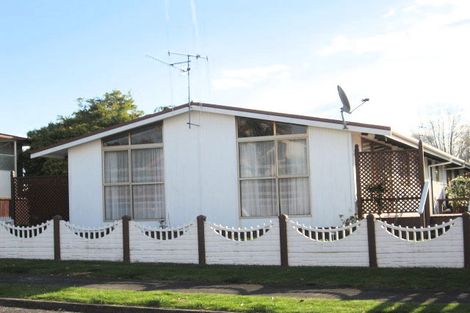 Photo of property in 8 Waikare Place, Welcome Bay, Tauranga, 3112