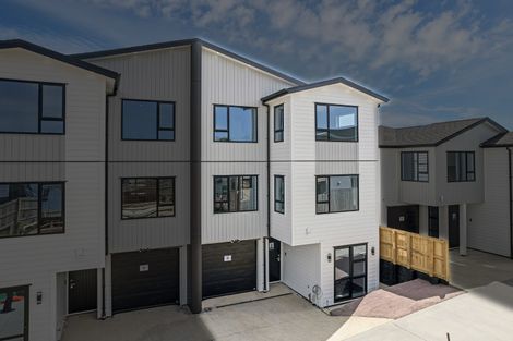 Photo of property in 26b Russell Road, Manurewa, Auckland, 2102