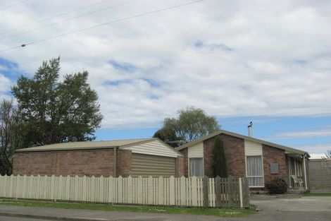 Photo of property in 19 Parsonage Road, Woodend, 7610