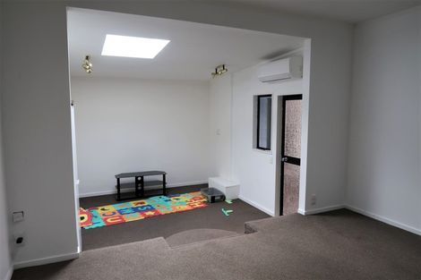 Photo of property in 282 Maungaraki Road, Maungaraki, Lower Hutt, 5010