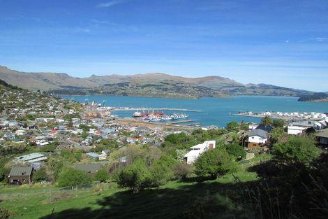 Photo of property in 18 Ross Terrace, Lyttelton, 8082