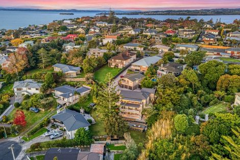 Photo of property in 11 Evelyn Road, Cockle Bay, Auckland, 2014