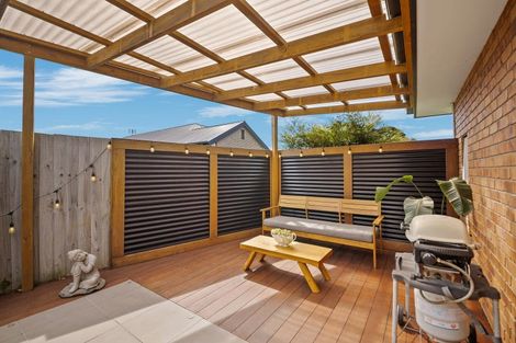 Photo of property in 28 Merrilees Place, Linwood, Christchurch, 8062