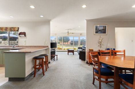 Photo of property in 56 Evans Road, Papamoa Beach, Papamoa, 3118