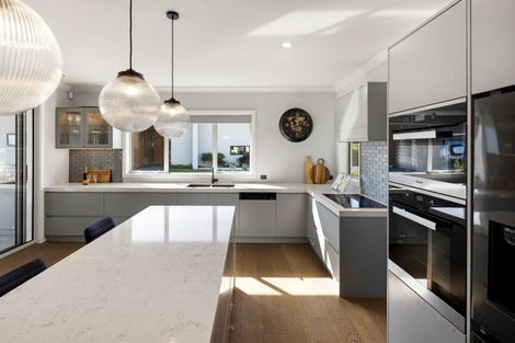 Photo of property in 19 Mike Smith Drive, Cambridge, 3434