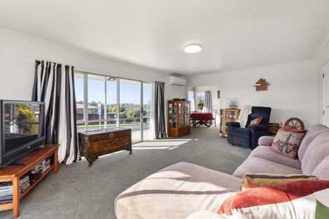 Photo of property in 25 Maple Avenue, Dinsdale, Hamilton, 3200