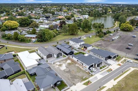 Photo of property in 40 Memorial Drive, Hokowhitu, Palmerston North, 4410
