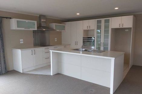 Photo of property in 5 Westpark Drive, Burnside, Christchurch, 8053