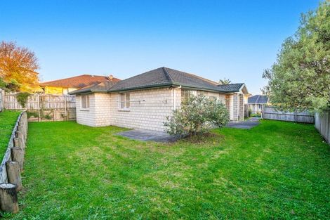 Photo of property in 8 Nykki Place, Papakura, 2110