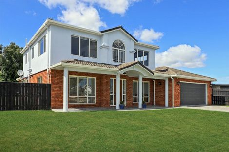 Photo of property in 28 Arataki Road, Havelock North, 4130