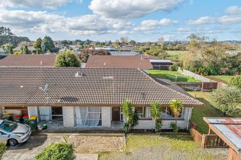 Photo of property in 2/17 Berwyn Avenue, Takanini, 2112