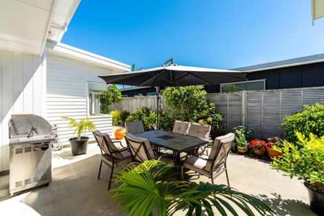 Photo of property in 14 Seabreeze Road, Mangawhai Heads, Mangawhai, 0505