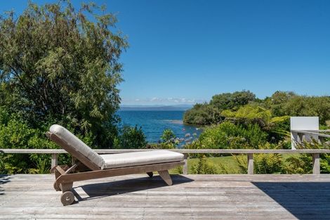 Photo of property in 799 Acacia Bay Road, Acacia Bay, Taupo, 3330