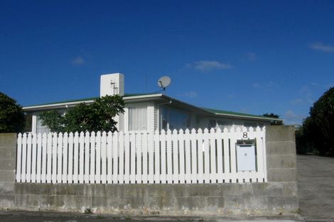 Photo of property in 8 Somerset Crescent, Highbury, Palmerston North, 4412
