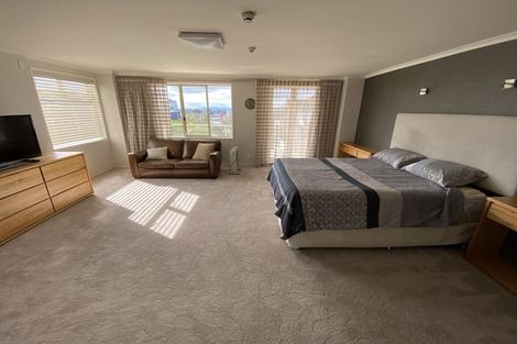 Photo of property in 40d Thackeray Street, Hamilton Lake, Hamilton, 3204