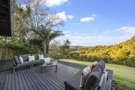 Photo of property in 3 Laingfield Terrace, Laingholm, Auckland, 0604