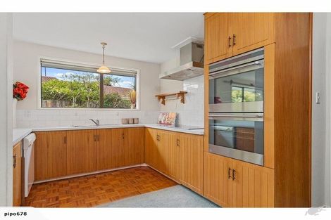 Photo of property in 28 Montclare Avenue, Ilam, Christchurch, 8041