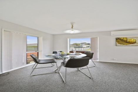 Photo of property in 2/527 Weymouth Road, Weymouth, Auckland, 2103