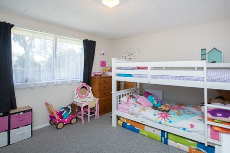 Photo of property in 23 Peppertree Glade, Kelvin Grove, Palmerston North, 4414