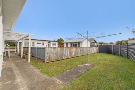 Photo of property in 2/54 Weston Avenue, Roslyn, Palmerston North, 4414