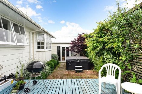 Photo of property in 73 Morrow Avenue, St Andrews, Hamilton, 3200