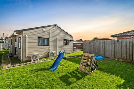 Photo of property in 36a Rollerson Street, Papakura, 2110