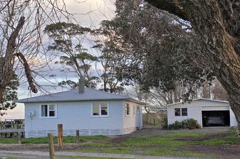 Photo of property in 880 Okahukura Road, Tapora, Wellsford, 0977