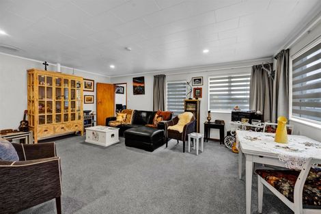 Photo of property in 24b Surrey Street, Hawera, 4610