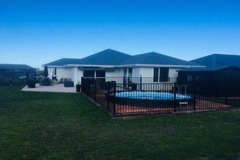 Photo of property in 21 Stoneleigh Drive, Solway, Masterton, 5810
