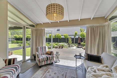 Photo of property in 32a Jeffreys Road, Fendalton, Christchurch, 8052