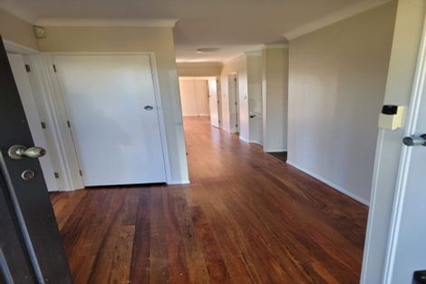 Photo of property in 12 Ruawai Road, Mount Wellington, Auckland, 1060