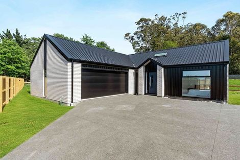 Photo of property in 8 Molly Place, Southbridge, 7602