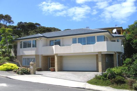 Photo of property in 16 Mariners View Road, Beach Haven, Auckland, 0626